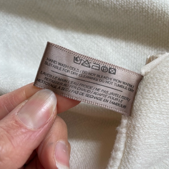 Anthropologie Moth Cascades Shawl Sweater Vest in Ivory One Size - Picture 4 of 9